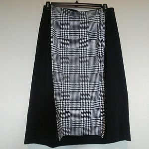 Houndstooth inlay pencil midi skirt!